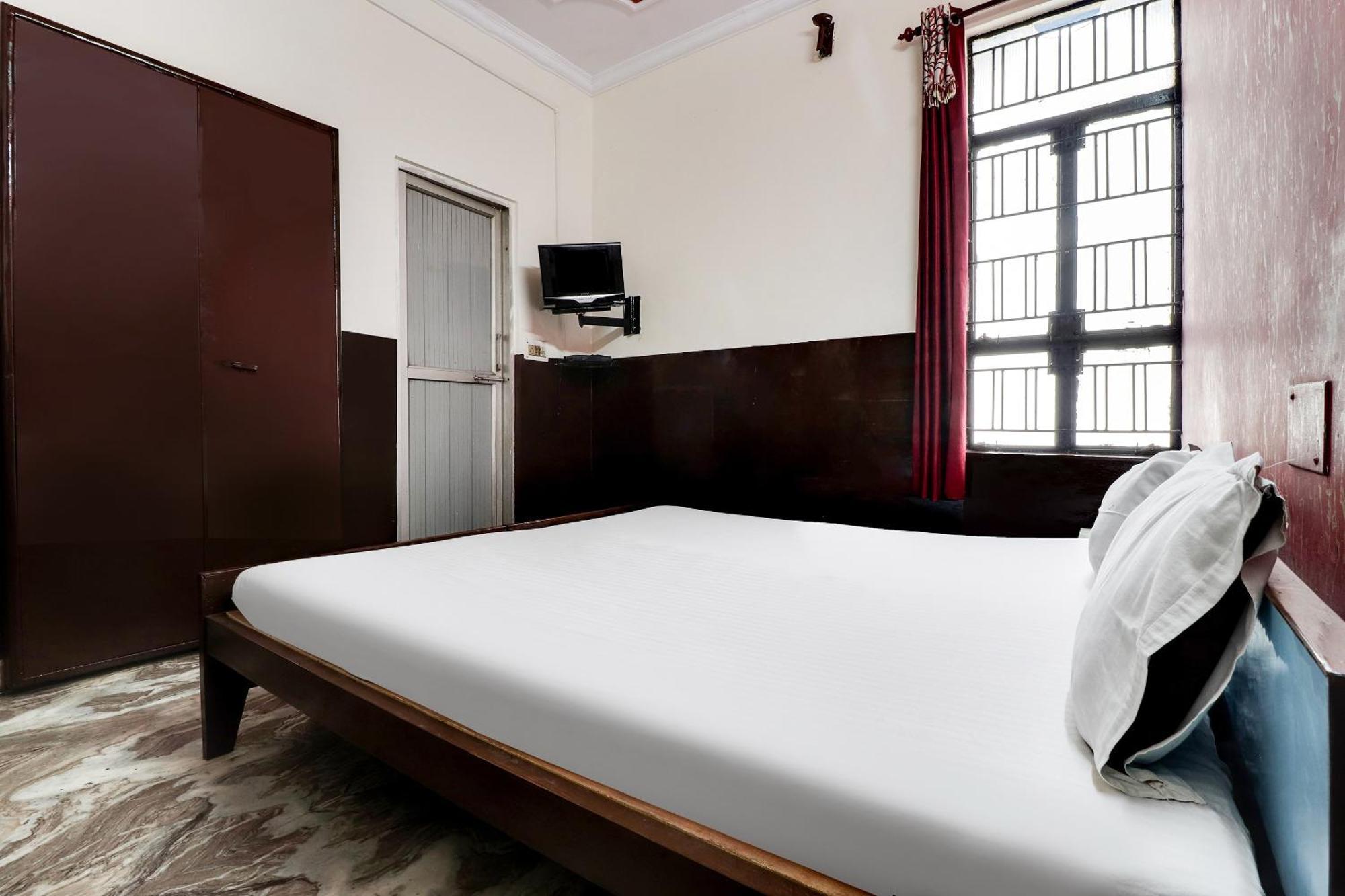 สปอต ออน 40076 โฮเต็ล ซันนี Hotel Bhairaun Ghat ภายนอก รูปภาพ