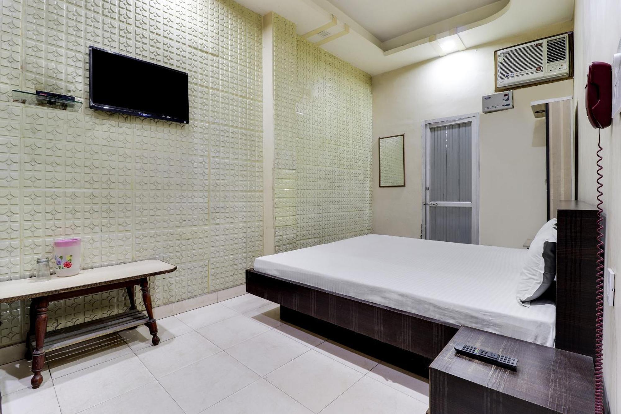 สปอต ออน 40076 โฮเต็ล ซันนี Hotel Bhairaun Ghat ภายนอก รูปภาพ