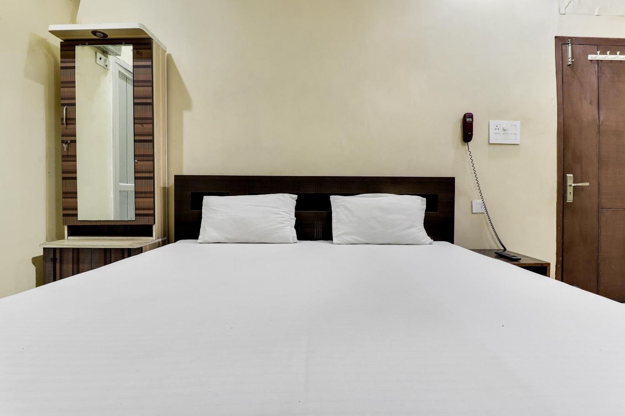 สปอต ออน 40076 โฮเต็ล ซันนี Hotel Bhairaun Ghat ภายนอก รูปภาพ