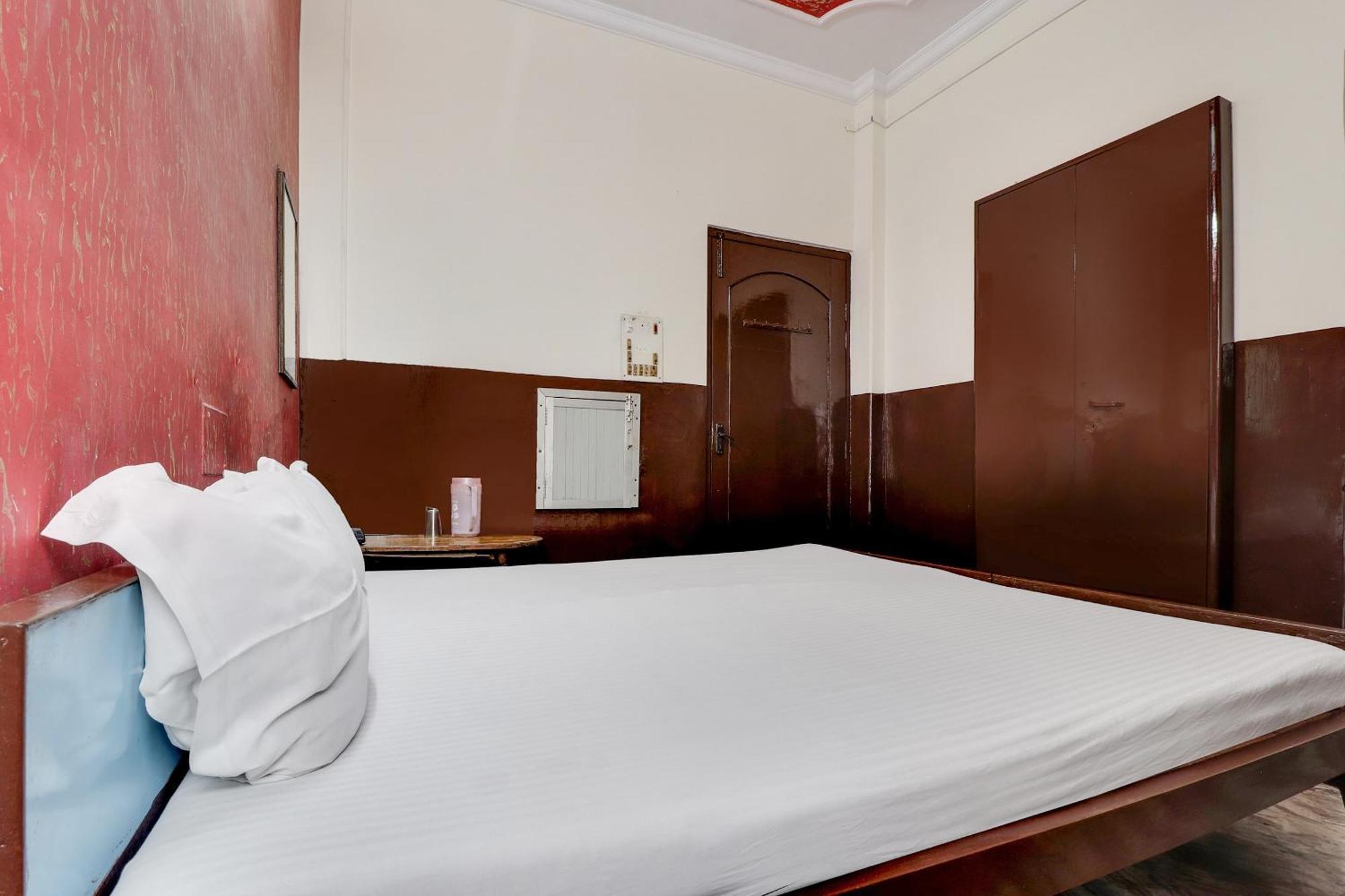 สปอต ออน 40076 โฮเต็ล ซันนี Hotel Bhairaun Ghat ภายนอก รูปภาพ
