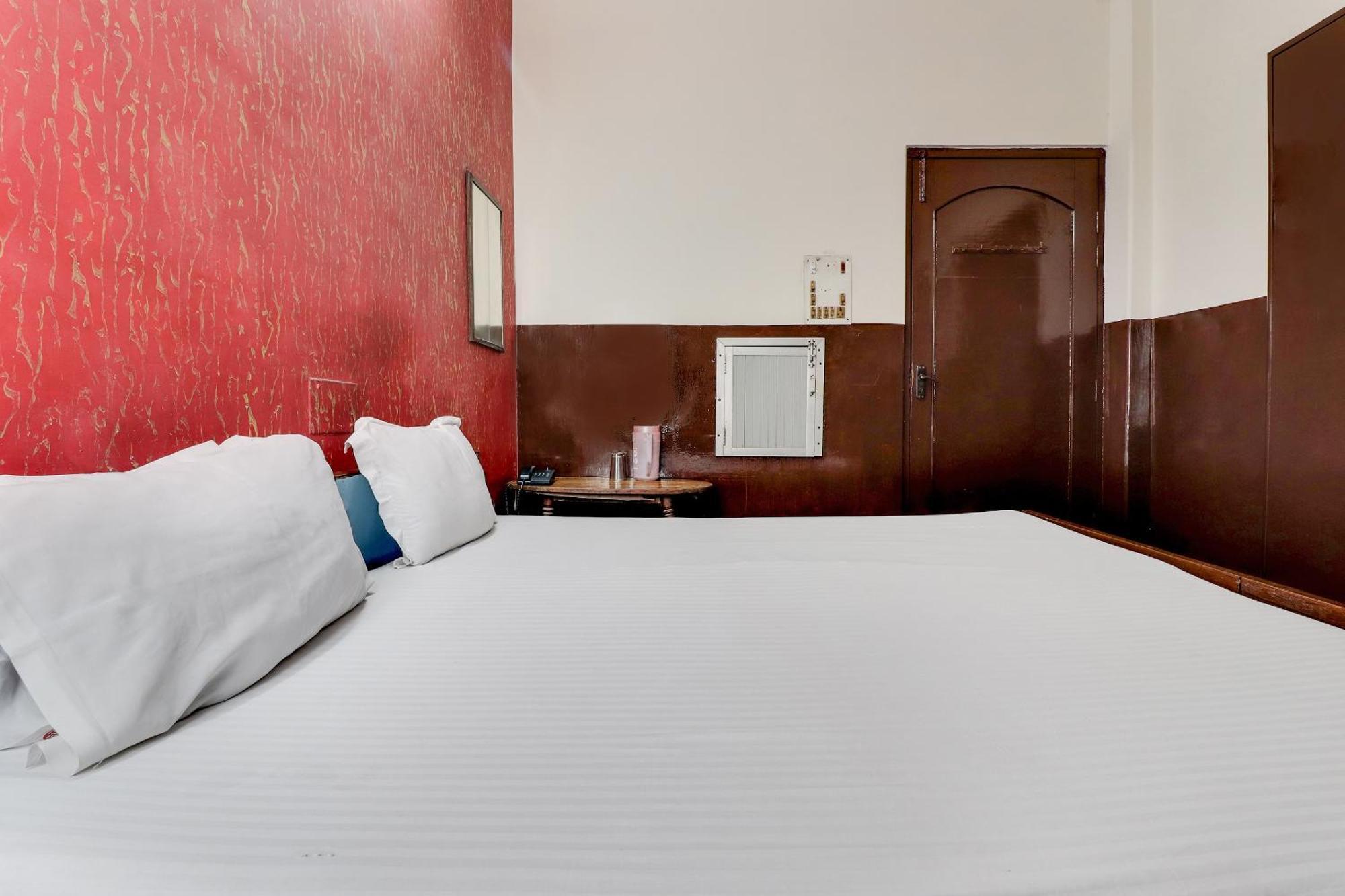 สปอต ออน 40076 โฮเต็ล ซันนี Hotel Bhairaun Ghat ภายนอก รูปภาพ