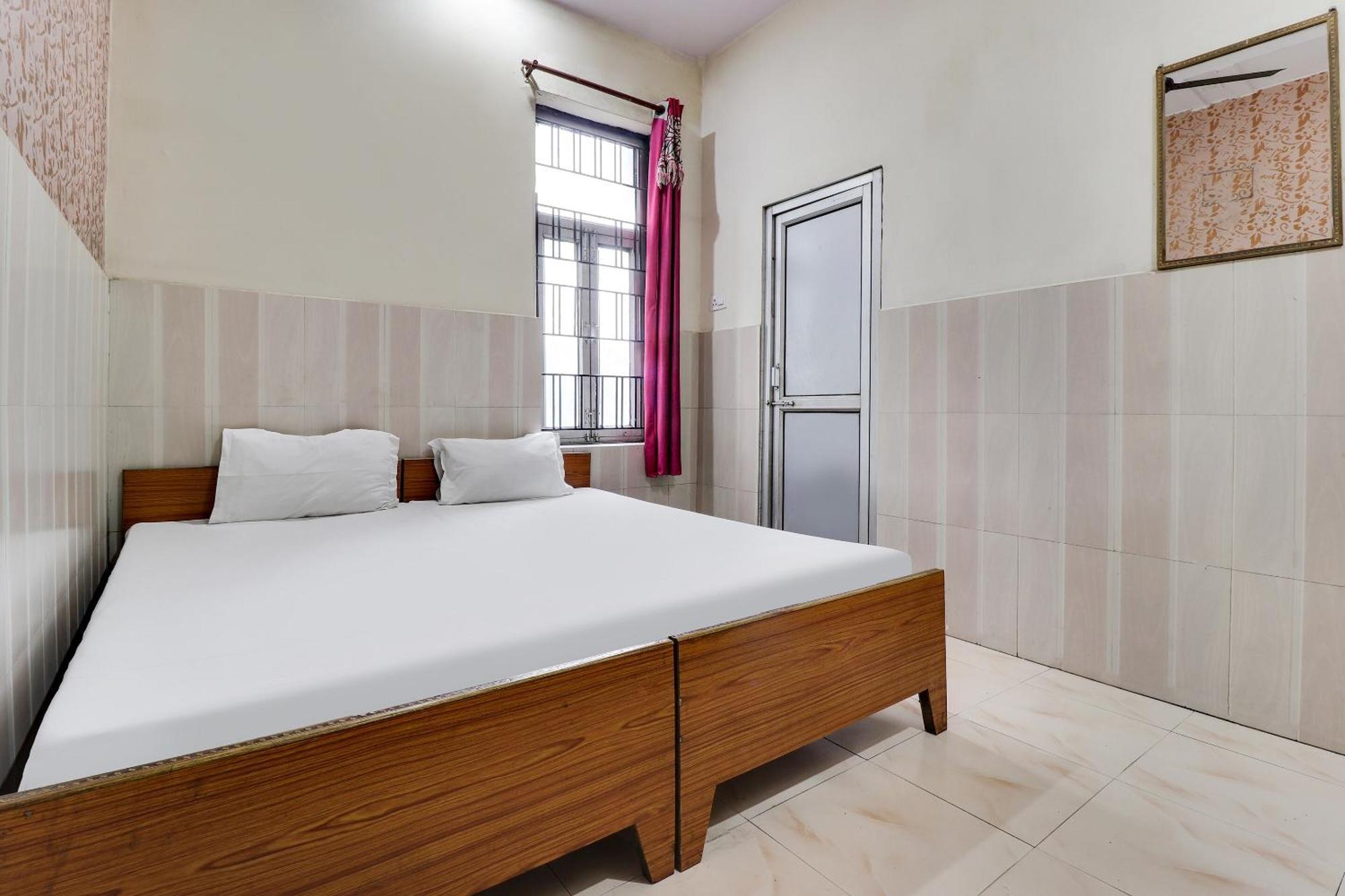 สปอต ออน 40076 โฮเต็ล ซันนี Hotel Bhairaun Ghat ภายนอก รูปภาพ